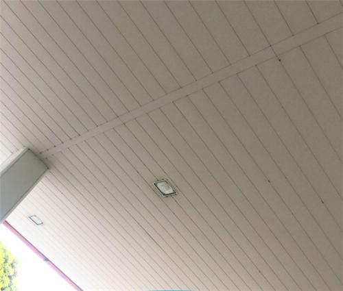 柳州鋁扣板價格-柳州鋁扣板大板-柳州600*600鋁扣板