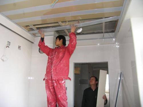 鋁扣板哪里有生產廠-南寧哪里有生產鋁扣板-鋁扣板生產廠武漢哪里有