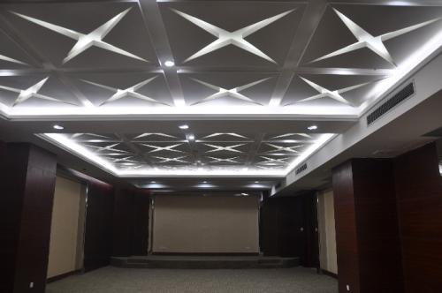 辦公室鋁扣板-聽鋁扣板生產廠家講一講