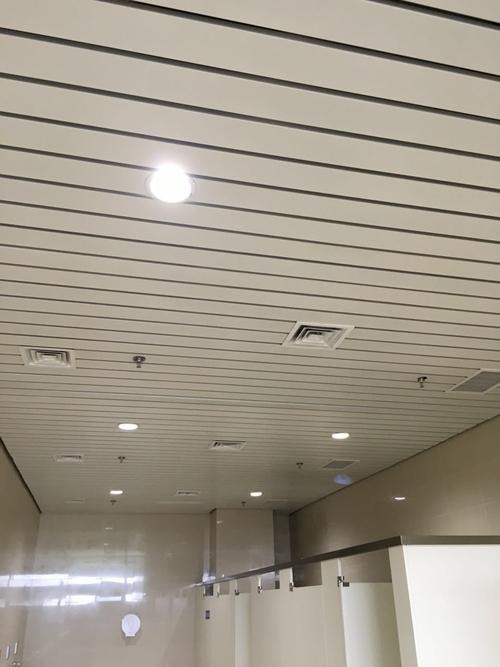 長沙鋁扣板生產廠-長沙瀏陽鋁扣板生產廠家-長沙榔梨鋁扣板生產廠家