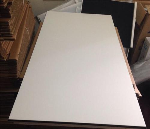 長形鋁扣板-鋁扣板和石膏板的區別