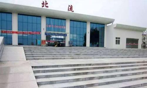 北流鋁扣板-客廳鋁扣板吊頂這樣裝