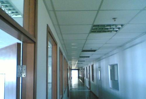 杭州吊頂鋁扣板-廣州廠家告訴你選工裝鋁扣板什么最重要