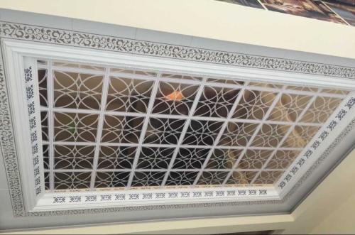 鋁鏡面鋁扣板-鋁塑板和鋁扣板吊頂有什么區別