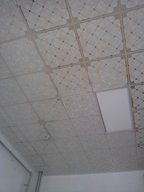 集成吊頂廚房衛-廚房鋁扣板吊頂廠家看看廚衛吊頂顏色怎么選