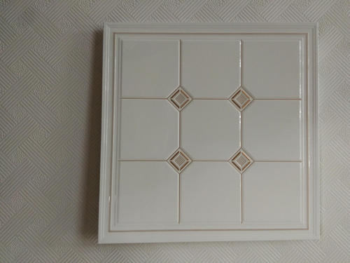 鋁扣板拉伸圖-鋁扣板吊頂伸縮-鋁扣板延伸是什么