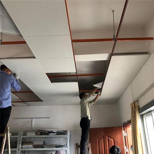 沖孔集成吊鋁扣板-想知道沖孔鋁扣板有哪些優點