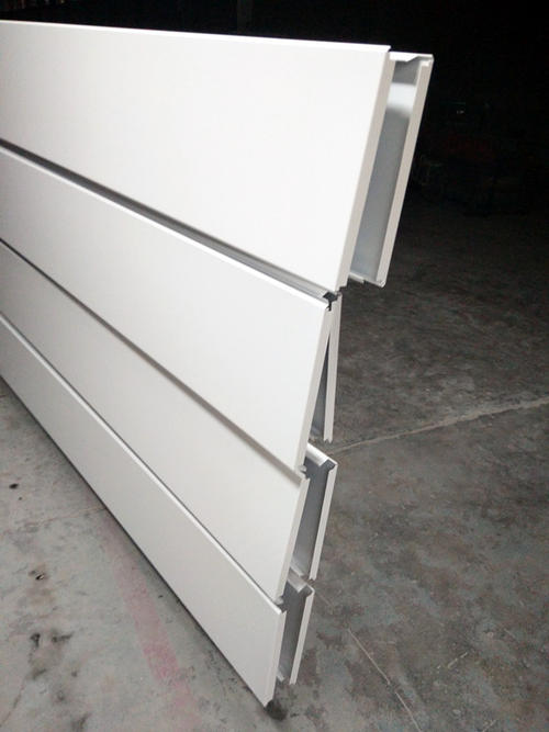 長條型鋁扣板-衛生間鋁扣板吊頂長霉如何洗