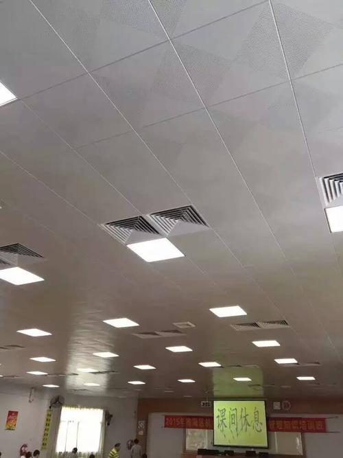 鋁扣板怎么樣做造型-和造型鋁扣板廠家一起看一下