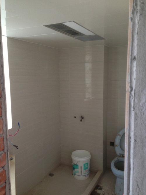 一般鋁扣板吊頂多大的-集成吊頂浴霸與一般集成浴霸的差別