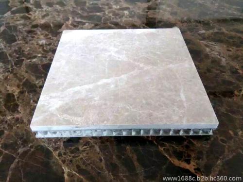 復合鋁蜂窩板-蜂窩煤鋁扣板-鋁扣板鋁蜂窩板可以混合用