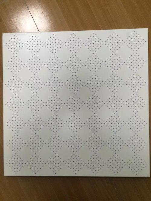 600鋁扣板廠家-沖孔鋁扣板規格這些事