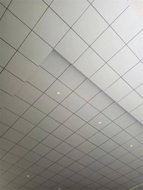 淄博鋁扣板廠家-鋁扣板批發廠家總結鋁扣板吊頂拆卸要點