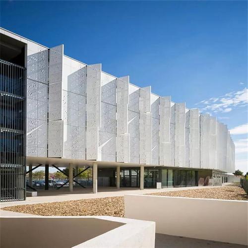 鞍山鋁扣板-中山鋁扣板廠家維修小技巧