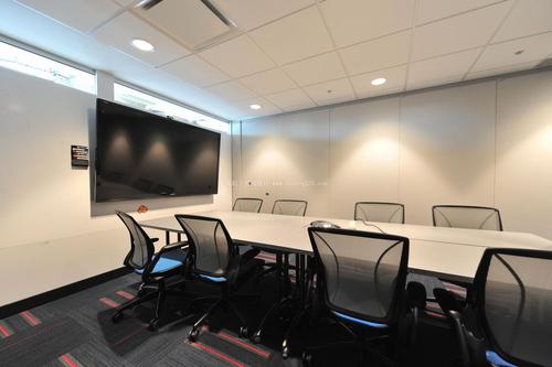 辦公室鋁扣板吊頂效果圖-辦公室鋁扣板廠家講講辦公室吊頂材料有哪些