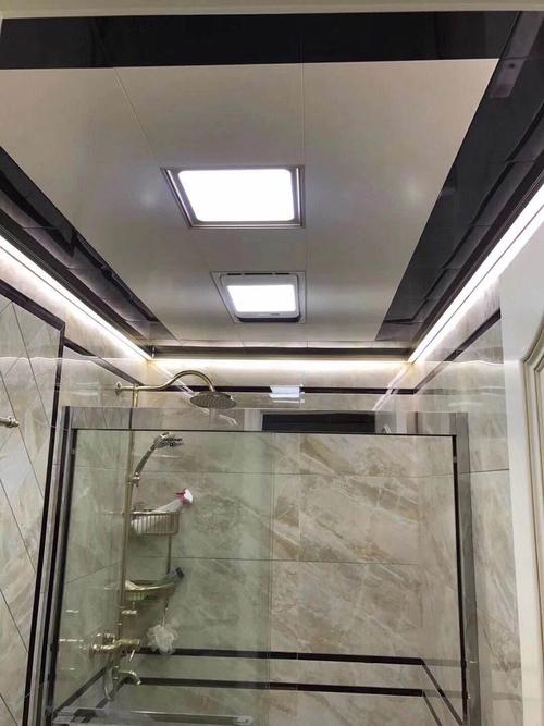 吊頂是石肓板和鋁扣板哪個好-鋁格柵和鋁方通哪個好