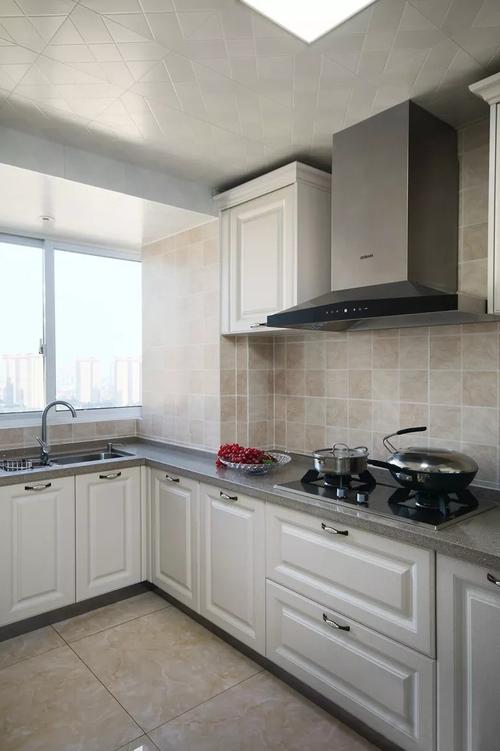 墻整體鋁扣板效果圖-大型高校鋁扣板工程案例效果圖