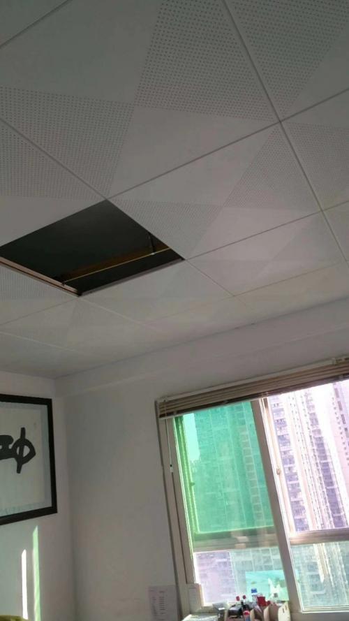 鋁扣板吊頂生產-快來鋁扣板生產廠家學下吧