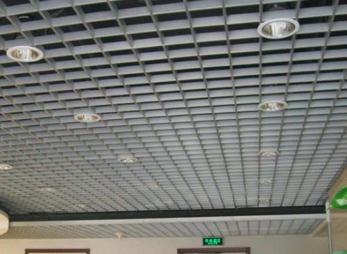 鋁扣板鋁定價-工程鋁扣板生產廠家講講鋁單板多少錢一平