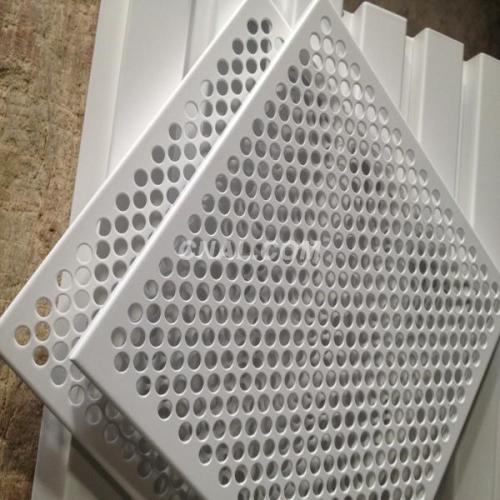 鋁扣板生產廠家鋁扣板批發-鋁扣板批發廠家給你介紹常用鋁扣板規格有哪些