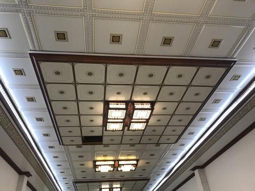 集成吊頂做廳-客廳裝鋁扣板吊頂好看嗎