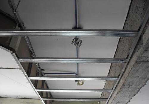 08的鋁扣板多少錢一平方米-鋁扣板批發廠家看看鋁扣板吊頂多少錢一平方