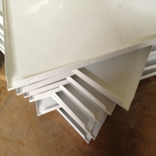 青島鋁扣板批發-進來客廳鋁扣板吊頂廠家講你聽