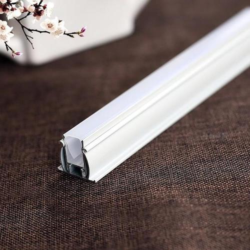 集成吊頂帶斜度-中山集成吊頂廠家帶大家看看鋁扣板吊頂和集成吊頂怎樣吧