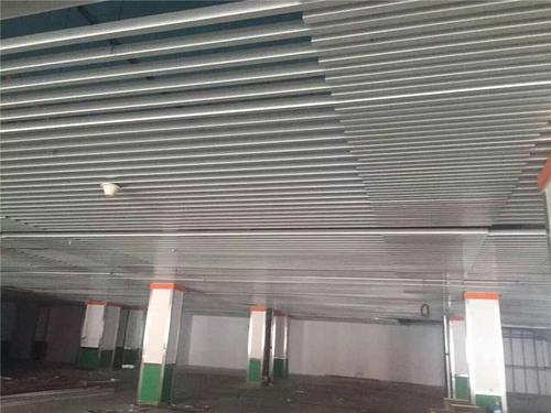 方形鍍漆鋁扣板吊頂-鋁扣板吊頂的輔料