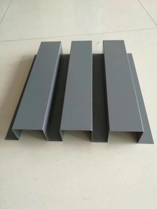 客廳吊頂鋁扣板的圖-簡約鋁扣板吊頂效果圖