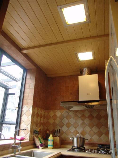 集成吊頂怎么樣質保-客廳集成吊頂廠家這個是重點