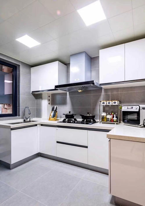 店面鋁扣板吊頂-鋁扣板做店面-造型店面吊頂鋁扣板