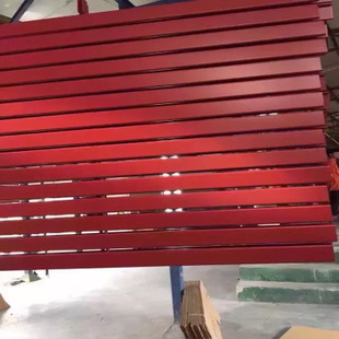 條形鋁扣板廠家-客廳鋁扣板吊頂廠家為你講解鋁扣板吊頂規格有哪些