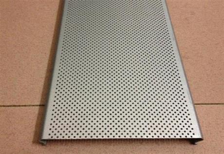 條形鋁扣板寬度-鋁扣板集成吊頂怎么裝不知道