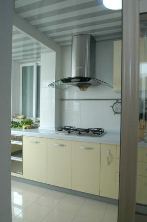 集成吊頂離頂部多高-鋁扣板集成吊頂和傳統吊頂的差別