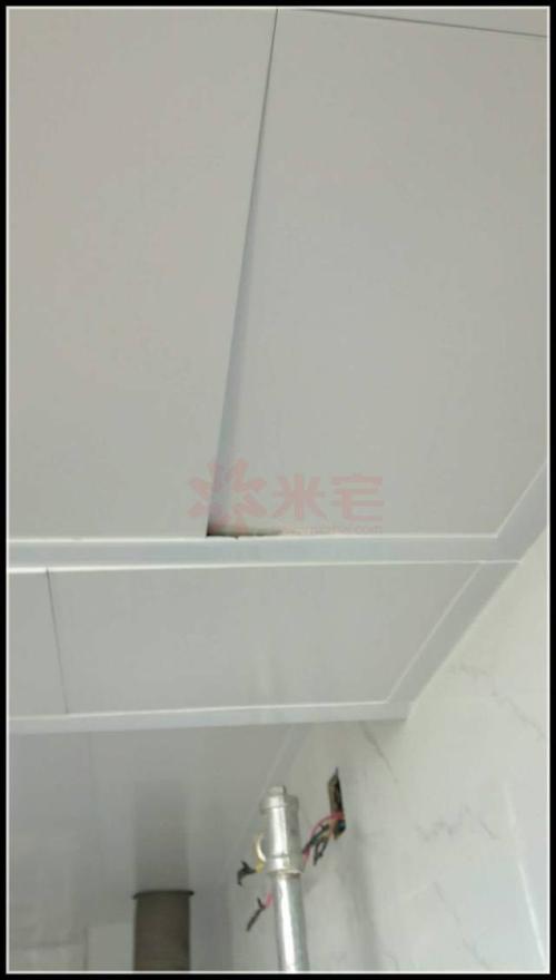 鋁扣板邊條圓弧-廚房鋁扣板圓弧收邊線-有圓弧形鋁扣板線條嗎