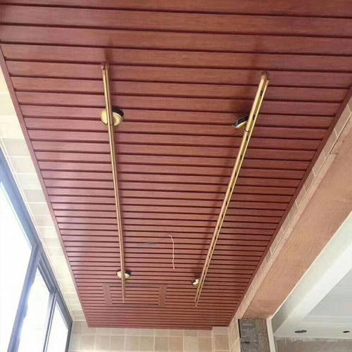 滾涂板木紋鋁扣板-鋁扣板滾涂噴涂區分-鋁扣板烤漆用滾紋好還是滾涂好