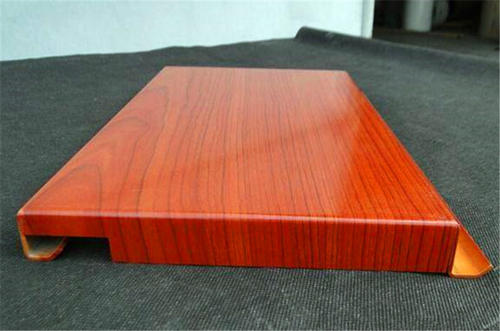 仿古木紋集成吊頂-傳統扣板吊頂和集成吊頂選哪個