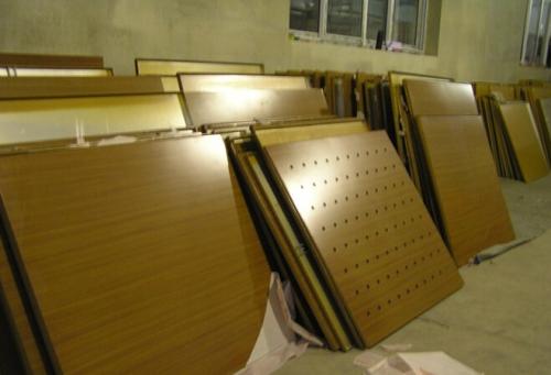 承德鋁單板生產商-辦公室吊頂應該選擇鋁扣板還是鋁單板