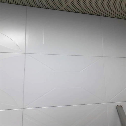 工業廠房吊頂鋁扣板-白云區鋁扣板工業用廠家-專業工程鋁扣板廠家價格