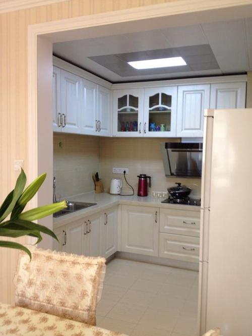 廚房集成吊頂風格-中山集成吊頂廠家總結的集成吊頂選購技巧