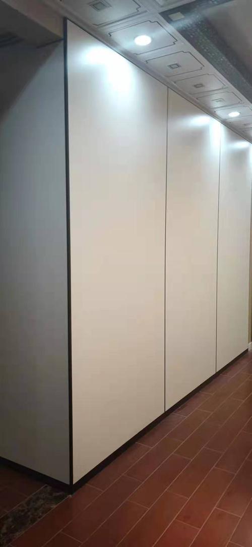 集成吊頂收邊線條批發-鋁扣板批發廠家叫你跌級鋁扣板吊頂驗收要這樣做