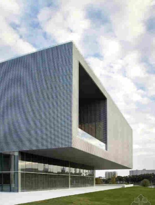 雙層鋁扣板-幕墻鋁單板還是用鋁扣板好呢