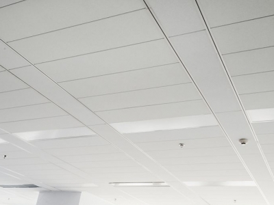 鋁扣板有幾種規格-工程鋁扣板生產廠家講講鋁單板的規格厚度有哪些