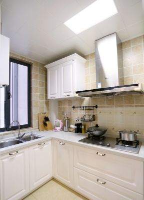 集成吊頂廚房鋁扣板-廚房吊頂怎么裝