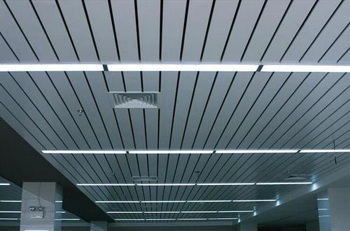 瓊海鋁扣板-客廳鋁扣板吊頂效果怎么樣才好看