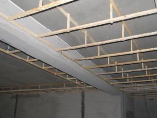 吊頂用鋁扣板還是鋁合金板-陽臺吊頂用桑拿板還是鋁扣板好呢