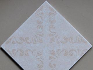 成品鋁扣板吊頂規格-鋁單板、鋁扣板的區別分類和常用規格尺寸