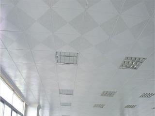 工程鋁扣板吊頂定價-工程專用600*600鋁扣板吊頂效果圖