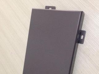 鋁扣板幾塊一平方米-鋁扣板生產廠家